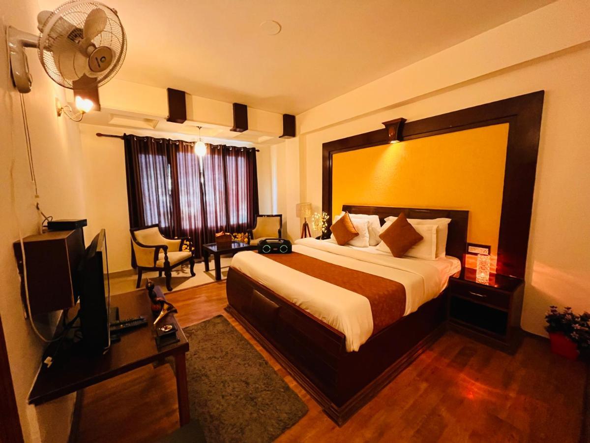 Dafodil - A Four Star Luxury Hotel, Hotel 3*