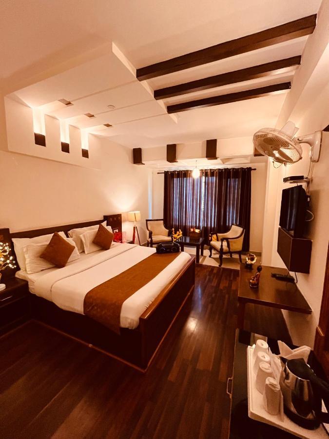 Hotel Dafodil - A Four Star Luxury Hotel, Manali (Himachal Pradesh)