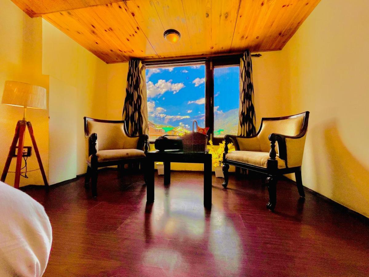Dafodil - A Four Star Luxury Hotel,